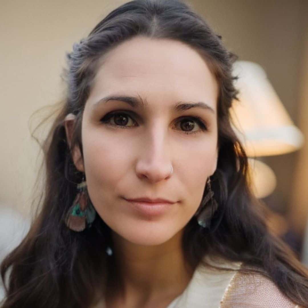 Tristin soft focus sq