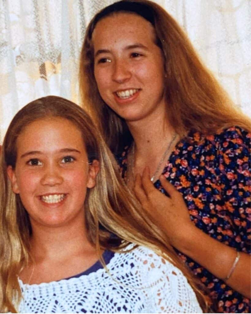 Bianca and Camilla as kids. 